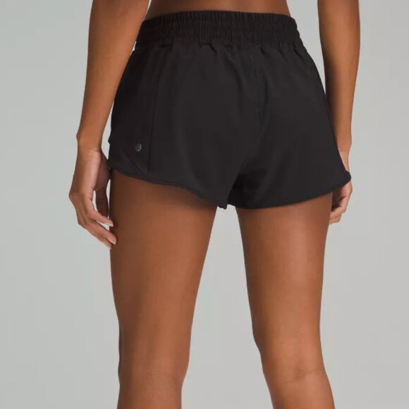 LULULEMON Hotty Hot High-Rise Lined Short 2.5" - Picture 2 of 6